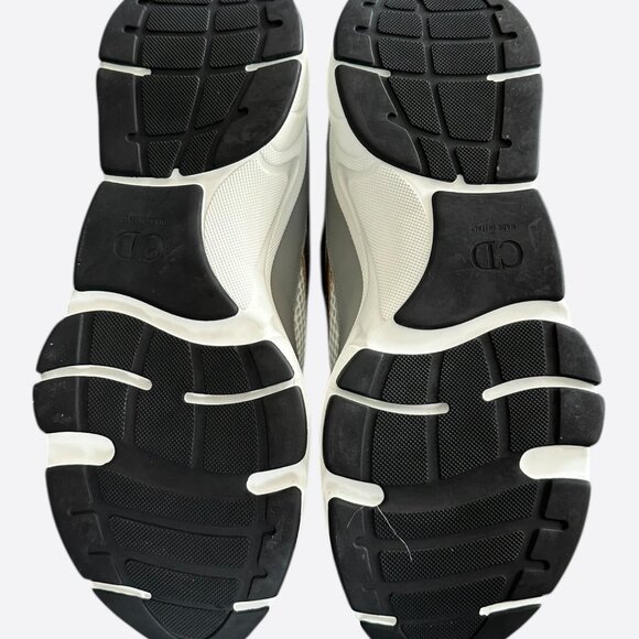 Dior White & Multicolor B22 Sneakers - Picture 7 of 8